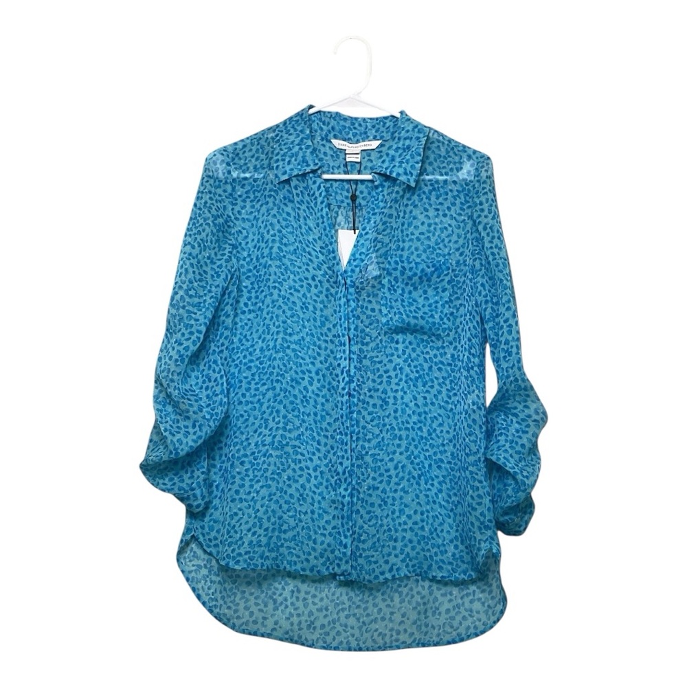 Women’s NWT Diane Von Furstenberg Lorelei, 100% silk blouse, size 2